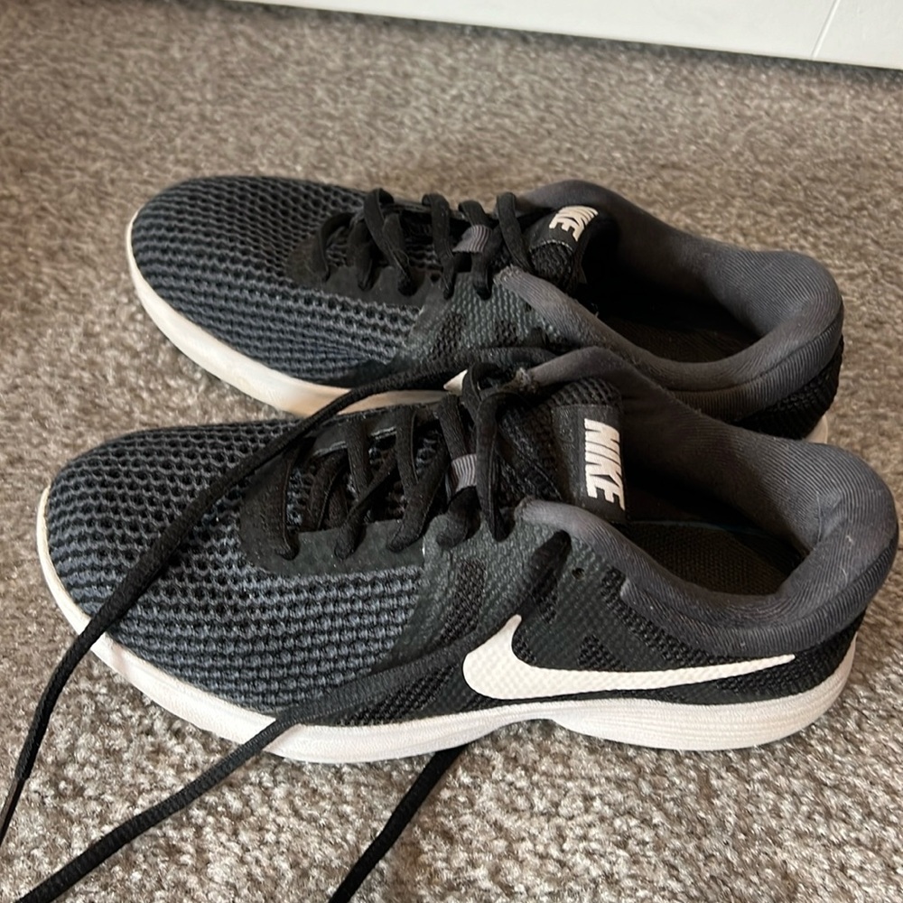 NIKE sneakers